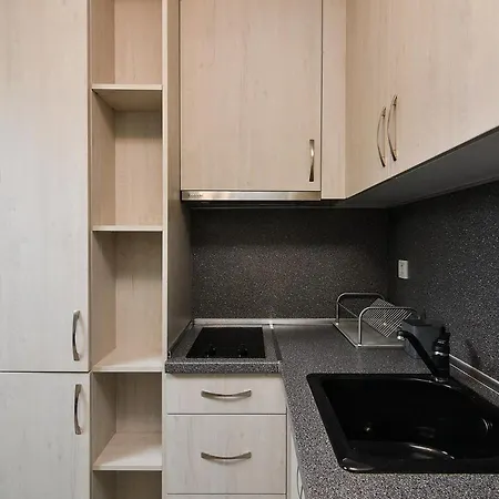 Budget In Center Unde Roof Апартаменти Варна